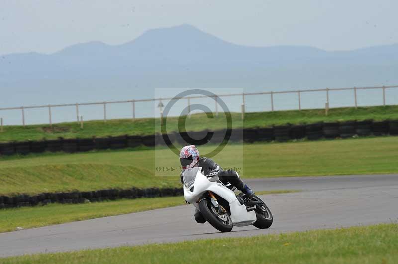 Motorcycle action photographs;anglesey circuit;anglesey trackday photographs;event digital images;eventdigitalimages;no limits trackday;oulton park circuit cheshire;peter wileman photography;trackday;trackday digital images;trackday photos;ty croes circuit wales