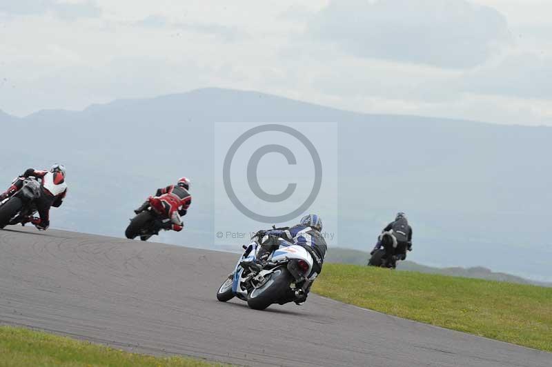 Motorcycle action photographs;anglesey circuit;anglesey trackday photographs;event digital images;eventdigitalimages;no limits trackday;oulton park circuit cheshire;peter wileman photography;trackday;trackday digital images;trackday photos;ty croes circuit wales