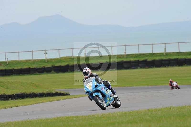 Motorcycle action photographs;anglesey circuit;anglesey trackday photographs;event digital images;eventdigitalimages;no limits trackday;oulton park circuit cheshire;peter wileman photography;trackday;trackday digital images;trackday photos;ty croes circuit wales