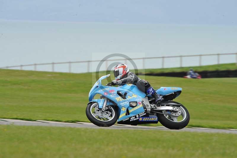 Motorcycle action photographs;anglesey circuit;anglesey trackday photographs;event digital images;eventdigitalimages;no limits trackday;oulton park circuit cheshire;peter wileman photography;trackday;trackday digital images;trackday photos;ty croes circuit wales