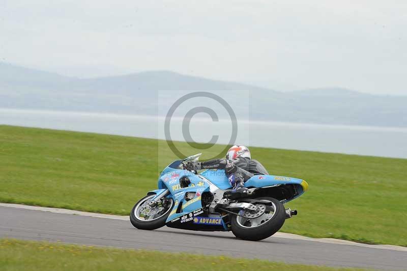 Motorcycle action photographs;anglesey circuit;anglesey trackday photographs;event digital images;eventdigitalimages;no limits trackday;oulton park circuit cheshire;peter wileman photography;trackday;trackday digital images;trackday photos;ty croes circuit wales