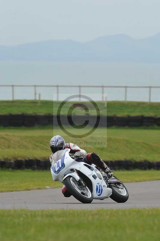 Motorcycle action photographs;anglesey circuit;anglesey trackday photographs;event digital images;eventdigitalimages;no limits trackday;oulton park circuit cheshire;peter wileman photography;trackday;trackday digital images;trackday photos;ty croes circuit wales