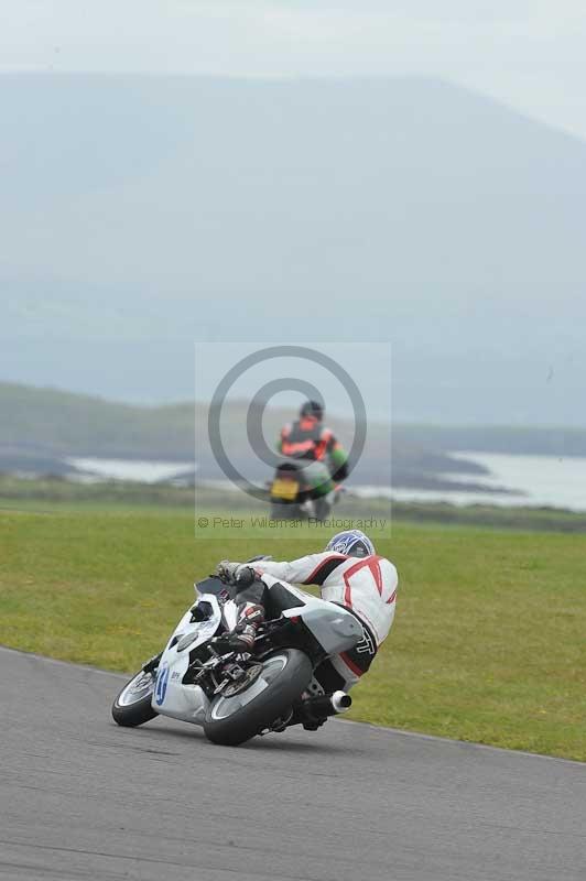 Motorcycle action photographs;anglesey circuit;anglesey trackday photographs;event digital images;eventdigitalimages;no limits trackday;oulton park circuit cheshire;peter wileman photography;trackday;trackday digital images;trackday photos;ty croes circuit wales