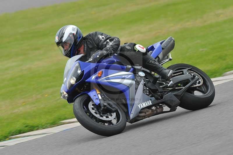 Motorcycle action photographs;anglesey circuit;anglesey trackday photographs;event digital images;eventdigitalimages;no limits trackday;oulton park circuit cheshire;peter wileman photography;trackday;trackday digital images;trackday photos;ty croes circuit wales