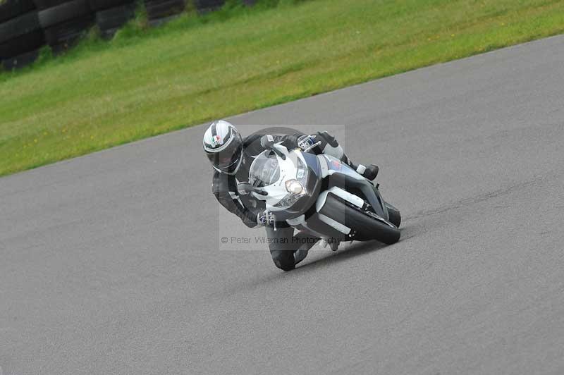 Motorcycle action photographs;anglesey circuit;anglesey trackday photographs;event digital images;eventdigitalimages;no limits trackday;oulton park circuit cheshire;peter wileman photography;trackday;trackday digital images;trackday photos;ty croes circuit wales