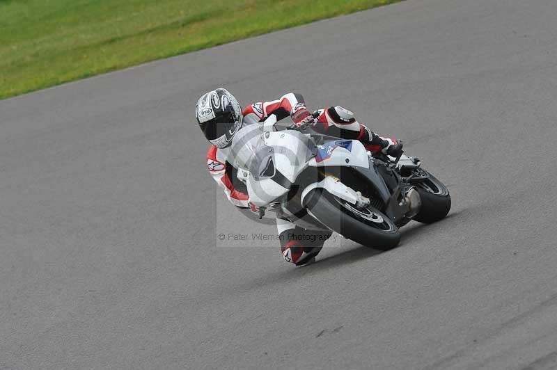 Motorcycle action photographs;anglesey circuit;anglesey trackday photographs;event digital images;eventdigitalimages;no limits trackday;oulton park circuit cheshire;peter wileman photography;trackday;trackday digital images;trackday photos;ty croes circuit wales