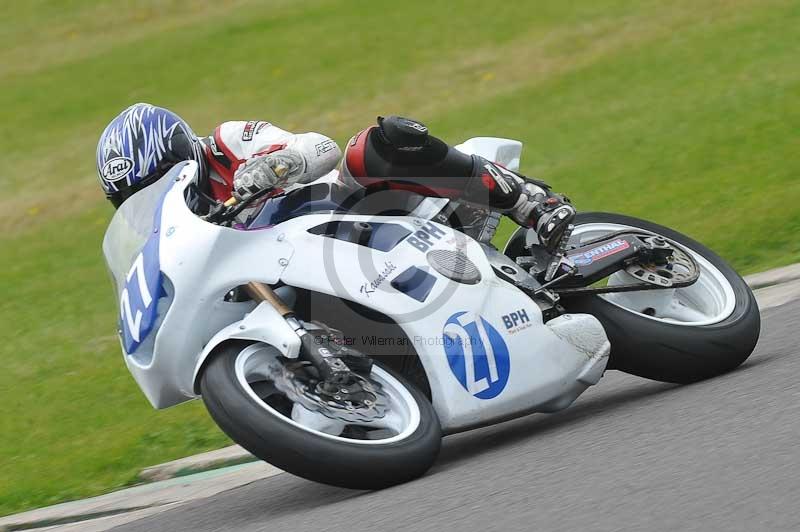 Motorcycle action photographs;anglesey circuit;anglesey trackday photographs;event digital images;eventdigitalimages;no limits trackday;oulton park circuit cheshire;peter wileman photography;trackday;trackday digital images;trackday photos;ty croes circuit wales