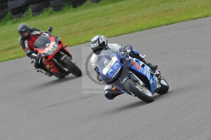 Motorcycle action photographs;anglesey circuit;anglesey trackday photographs;event digital images;eventdigitalimages;no limits trackday;oulton park circuit cheshire;peter wileman photography;trackday;trackday digital images;trackday photos;ty croes circuit wales