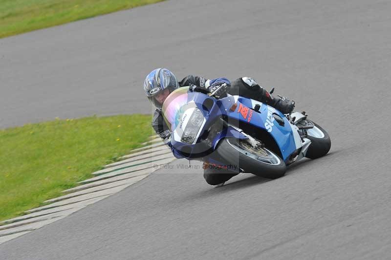 Motorcycle action photographs;anglesey circuit;anglesey trackday photographs;event digital images;eventdigitalimages;no limits trackday;oulton park circuit cheshire;peter wileman photography;trackday;trackday digital images;trackday photos;ty croes circuit wales