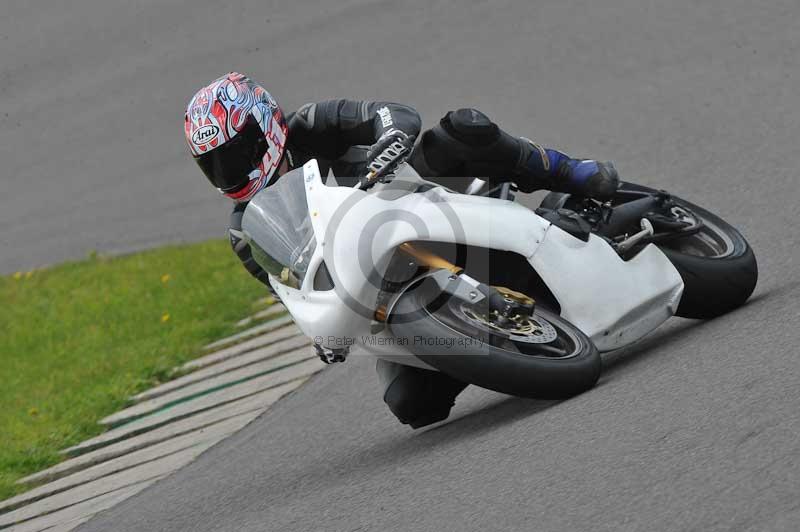 Motorcycle action photographs;anglesey circuit;anglesey trackday photographs;event digital images;eventdigitalimages;no limits trackday;oulton park circuit cheshire;peter wileman photography;trackday;trackday digital images;trackday photos;ty croes circuit wales