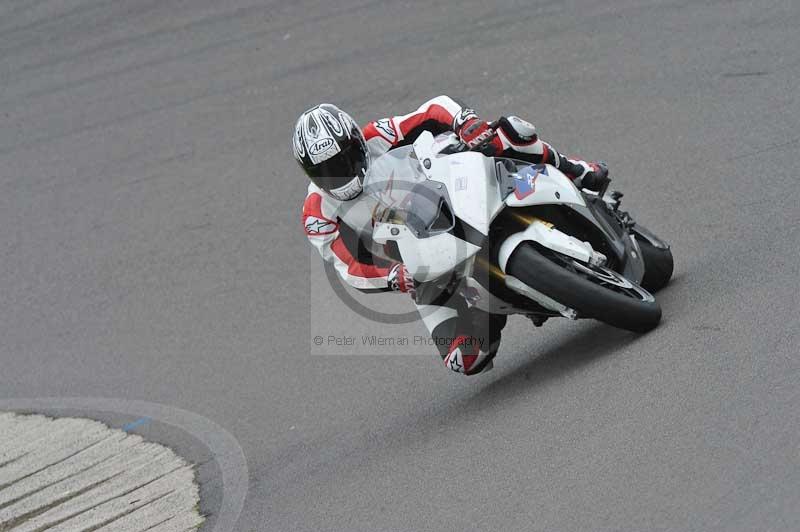 Motorcycle action photographs;anglesey circuit;anglesey trackday photographs;event digital images;eventdigitalimages;no limits trackday;oulton park circuit cheshire;peter wileman photography;trackday;trackday digital images;trackday photos;ty croes circuit wales