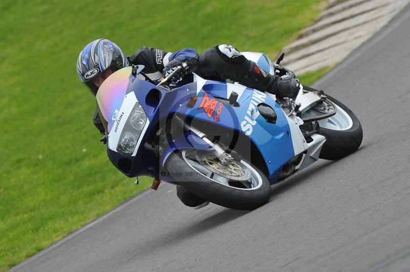 Motorcycle action photographs;anglesey circuit;anglesey trackday photographs;event digital images;eventdigitalimages;no limits trackday;oulton park circuit cheshire;peter wileman photography;trackday;trackday digital images;trackday photos;ty croes circuit wales