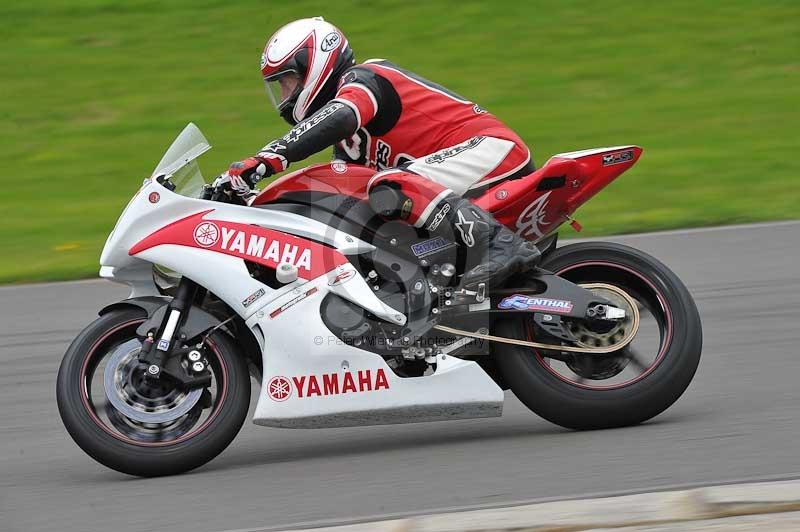 Motorcycle action photographs;anglesey circuit;anglesey trackday photographs;event digital images;eventdigitalimages;no limits trackday;oulton park circuit cheshire;peter wileman photography;trackday;trackday digital images;trackday photos;ty croes circuit wales