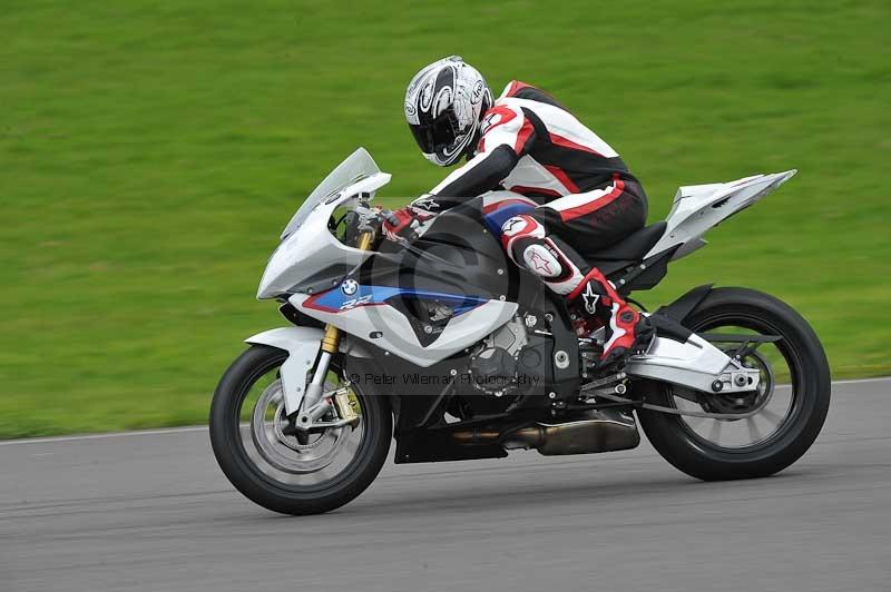 Motorcycle action photographs;anglesey circuit;anglesey trackday photographs;event digital images;eventdigitalimages;no limits trackday;oulton park circuit cheshire;peter wileman photography;trackday;trackday digital images;trackday photos;ty croes circuit wales