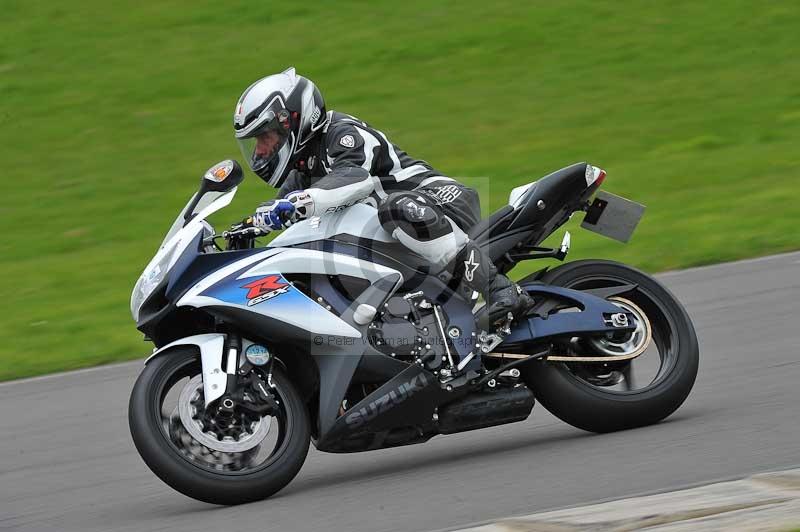 Motorcycle action photographs;anglesey circuit;anglesey trackday photographs;event digital images;eventdigitalimages;no limits trackday;oulton park circuit cheshire;peter wileman photography;trackday;trackday digital images;trackday photos;ty croes circuit wales