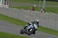 Motorcycle-action-photographs;anglesey-circuit;anglesey-trackday-photographs;event-digital-images;eventdigitalimages;no-limits-trackday;oulton-park-circuit-cheshire;peter-wileman-photography;trackday;trackday-digital-images;trackday-photos;ty-croes-circuit-wales