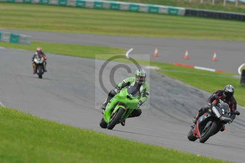 Motorcycle action photographs;anglesey circuit;anglesey trackday photographs;event digital images;eventdigitalimages;no limits trackday;oulton park circuit cheshire;peter wileman photography;trackday;trackday digital images;trackday photos;ty croes circuit wales