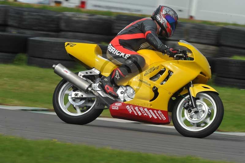 Motorcycle action photographs;anglesey circuit;anglesey trackday photographs;event digital images;eventdigitalimages;no limits trackday;oulton park circuit cheshire;peter wileman photography;trackday;trackday digital images;trackday photos;ty croes circuit wales