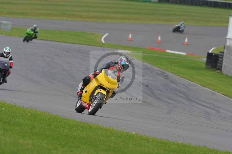 Motorcycle action photographs;anglesey circuit;anglesey trackday photographs;event digital images;eventdigitalimages;no limits trackday;oulton park circuit cheshire;peter wileman photography;trackday;trackday digital images;trackday photos;ty croes circuit wales