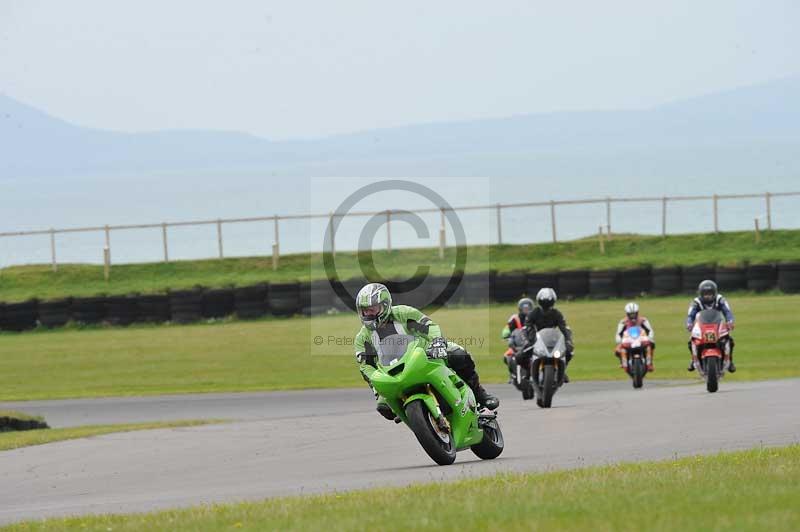 Motorcycle action photographs;anglesey circuit;anglesey trackday photographs;event digital images;eventdigitalimages;no limits trackday;oulton park circuit cheshire;peter wileman photography;trackday;trackday digital images;trackday photos;ty croes circuit wales