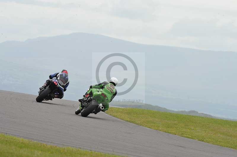 Motorcycle action photographs;anglesey circuit;anglesey trackday photographs;event digital images;eventdigitalimages;no limits trackday;oulton park circuit cheshire;peter wileman photography;trackday;trackday digital images;trackday photos;ty croes circuit wales