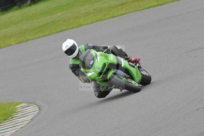 Motorcycle action photographs;anglesey circuit;anglesey trackday photographs;event digital images;eventdigitalimages;no limits trackday;oulton park circuit cheshire;peter wileman photography;trackday;trackday digital images;trackday photos;ty croes circuit wales