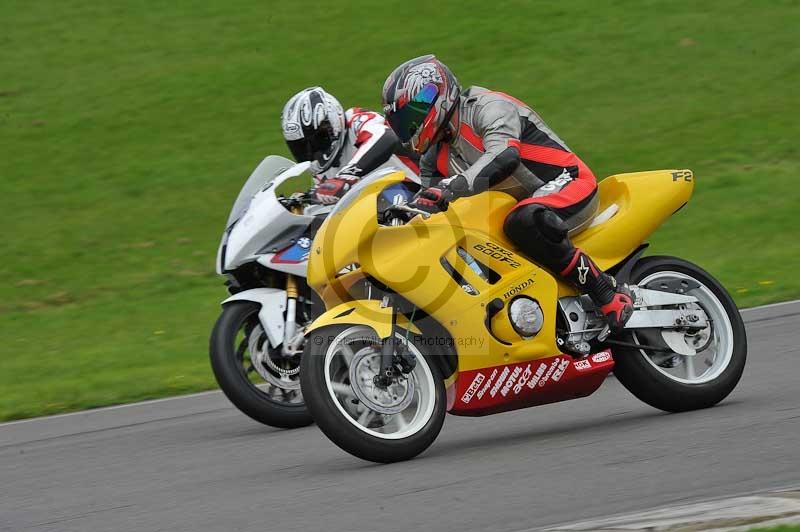 Motorcycle action photographs;anglesey circuit;anglesey trackday photographs;event digital images;eventdigitalimages;no limits trackday;oulton park circuit cheshire;peter wileman photography;trackday;trackday digital images;trackday photos;ty croes circuit wales