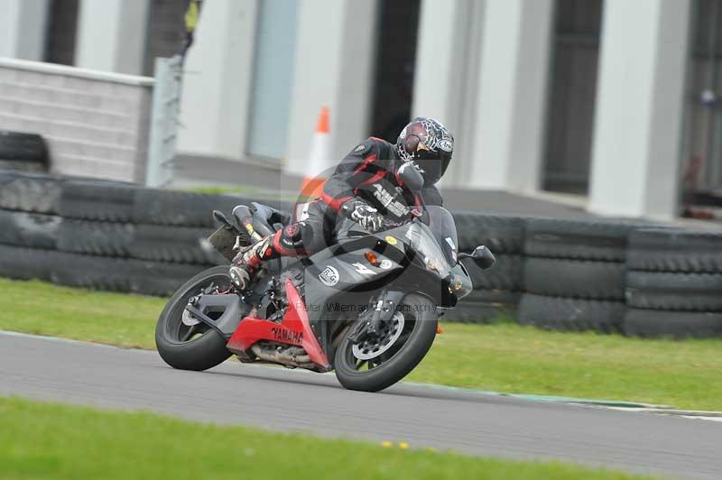 Motorcycle action photographs;anglesey circuit;anglesey trackday photographs;event digital images;eventdigitalimages;no limits trackday;oulton park circuit cheshire;peter wileman photography;trackday;trackday digital images;trackday photos;ty croes circuit wales