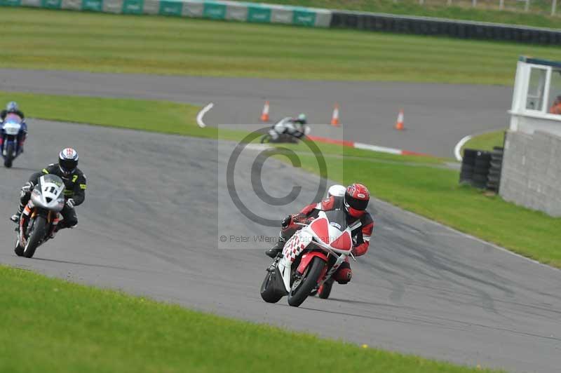 Motorcycle action photographs;anglesey circuit;anglesey trackday photographs;event digital images;eventdigitalimages;no limits trackday;oulton park circuit cheshire;peter wileman photography;trackday;trackday digital images;trackday photos;ty croes circuit wales