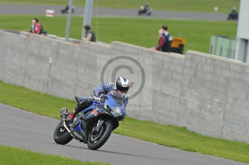 Motorcycle action photographs;anglesey circuit;anglesey trackday photographs;event digital images;eventdigitalimages;no limits trackday;oulton park circuit cheshire;peter wileman photography;trackday;trackday digital images;trackday photos;ty croes circuit wales