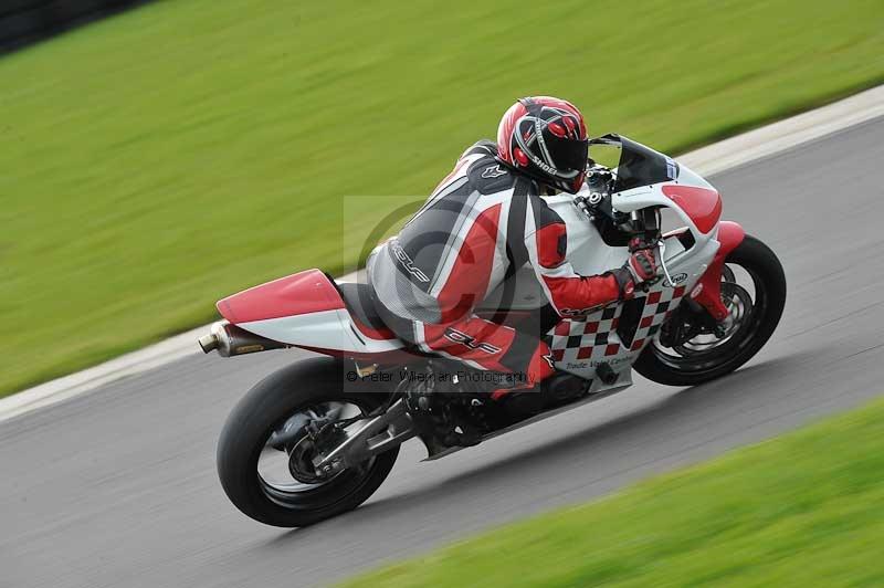 Motorcycle action photographs;anglesey circuit;anglesey trackday photographs;event digital images;eventdigitalimages;no limits trackday;oulton park circuit cheshire;peter wileman photography;trackday;trackday digital images;trackday photos;ty croes circuit wales