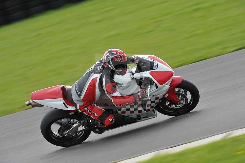 Motorcycle action photographs;anglesey circuit;anglesey trackday photographs;event digital images;eventdigitalimages;no limits trackday;oulton park circuit cheshire;peter wileman photography;trackday;trackday digital images;trackday photos;ty croes circuit wales