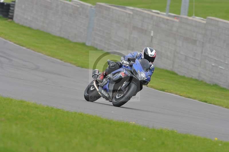 Motorcycle action photographs;anglesey circuit;anglesey trackday photographs;event digital images;eventdigitalimages;no limits trackday;oulton park circuit cheshire;peter wileman photography;trackday;trackday digital images;trackday photos;ty croes circuit wales