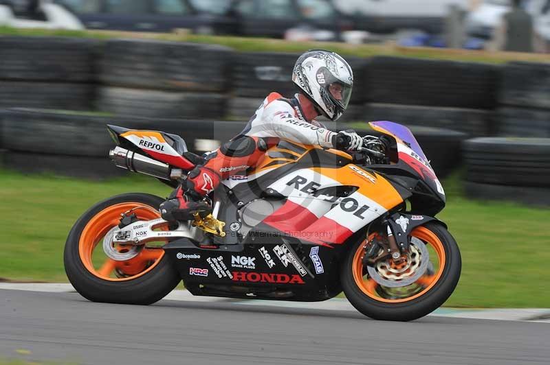 Motorcycle action photographs;anglesey circuit;anglesey trackday photographs;event digital images;eventdigitalimages;no limits trackday;oulton park circuit cheshire;peter wileman photography;trackday;trackday digital images;trackday photos;ty croes circuit wales