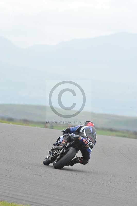 Motorcycle action photographs;anglesey circuit;anglesey trackday photographs;event digital images;eventdigitalimages;no limits trackday;oulton park circuit cheshire;peter wileman photography;trackday;trackday digital images;trackday photos;ty croes circuit wales