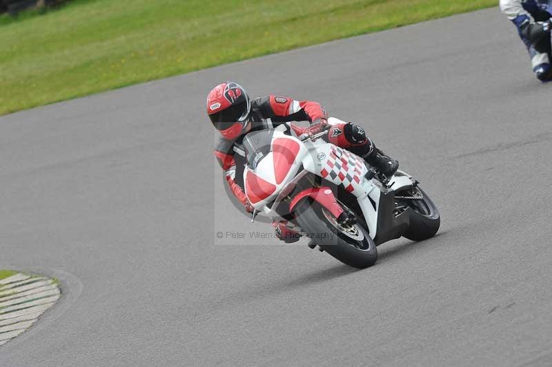 Motorcycle action photographs;anglesey circuit;anglesey trackday photographs;event digital images;eventdigitalimages;no limits trackday;oulton park circuit cheshire;peter wileman photography;trackday;trackday digital images;trackday photos;ty croes circuit wales