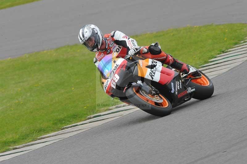 Motorcycle action photographs;anglesey circuit;anglesey trackday photographs;event digital images;eventdigitalimages;no limits trackday;oulton park circuit cheshire;peter wileman photography;trackday;trackday digital images;trackday photos;ty croes circuit wales