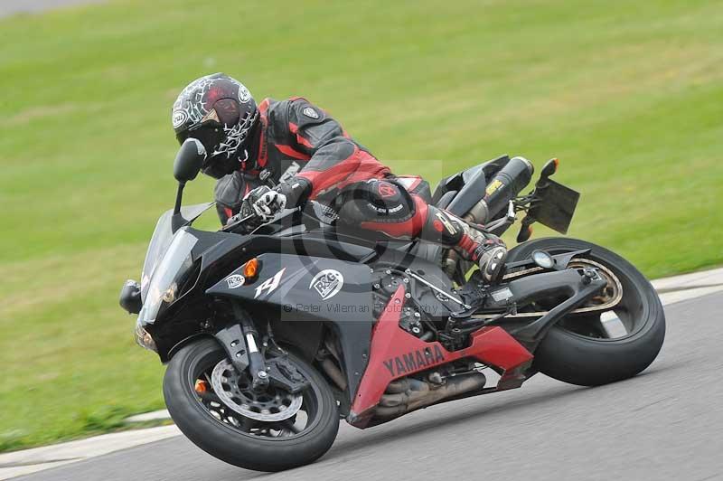 Motorcycle action photographs;anglesey circuit;anglesey trackday photographs;event digital images;eventdigitalimages;no limits trackday;oulton park circuit cheshire;peter wileman photography;trackday;trackday digital images;trackday photos;ty croes circuit wales