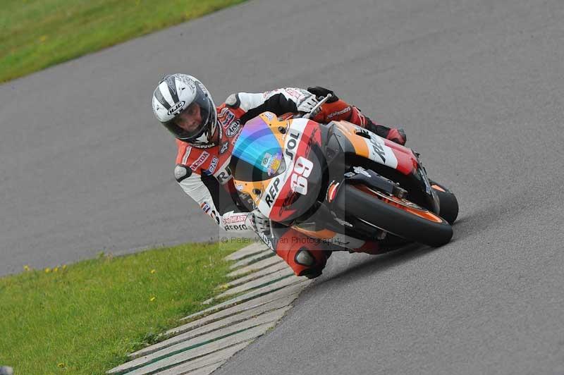 Motorcycle action photographs;anglesey circuit;anglesey trackday photographs;event digital images;eventdigitalimages;no limits trackday;oulton park circuit cheshire;peter wileman photography;trackday;trackday digital images;trackday photos;ty croes circuit wales