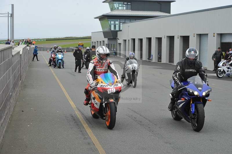 Motorcycle action photographs;anglesey circuit;anglesey trackday photographs;event digital images;eventdigitalimages;no limits trackday;oulton park circuit cheshire;peter wileman photography;trackday;trackday digital images;trackday photos;ty croes circuit wales