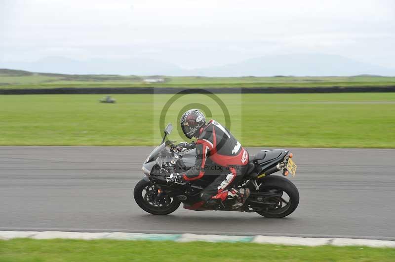 Motorcycle action photographs;anglesey circuit;anglesey trackday photographs;event digital images;eventdigitalimages;no limits trackday;oulton park circuit cheshire;peter wileman photography;trackday;trackday digital images;trackday photos;ty croes circuit wales