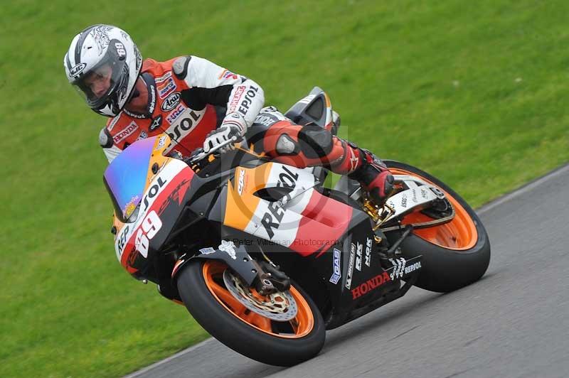 Motorcycle action photographs;anglesey circuit;anglesey trackday photographs;event digital images;eventdigitalimages;no limits trackday;oulton park circuit cheshire;peter wileman photography;trackday;trackday digital images;trackday photos;ty croes circuit wales