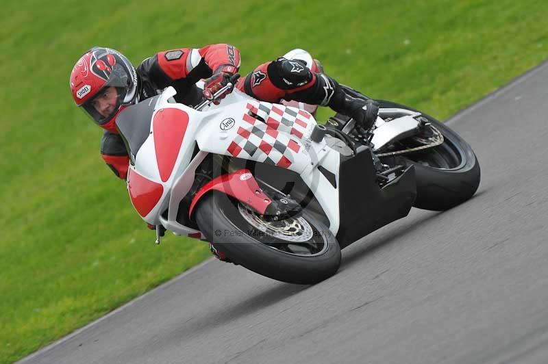 Motorcycle action photographs;anglesey circuit;anglesey trackday photographs;event digital images;eventdigitalimages;no limits trackday;oulton park circuit cheshire;peter wileman photography;trackday;trackday digital images;trackday photos;ty croes circuit wales