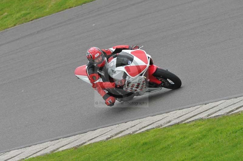 Motorcycle action photographs;anglesey circuit;anglesey trackday photographs;event digital images;eventdigitalimages;no limits trackday;oulton park circuit cheshire;peter wileman photography;trackday;trackday digital images;trackday photos;ty croes circuit wales