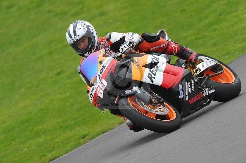 Motorcycle action photographs;anglesey circuit;anglesey trackday photographs;event digital images;eventdigitalimages;no limits trackday;oulton park circuit cheshire;peter wileman photography;trackday;trackday digital images;trackday photos;ty croes circuit wales