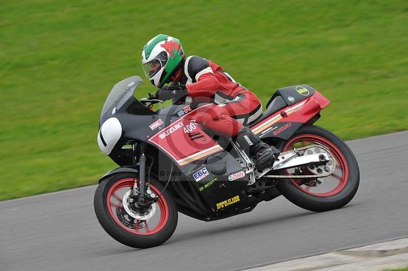 Motorcycle action photographs;anglesey circuit;anglesey trackday photographs;event digital images;eventdigitalimages;no limits trackday;oulton park circuit cheshire;peter wileman photography;trackday;trackday digital images;trackday photos;ty croes circuit wales