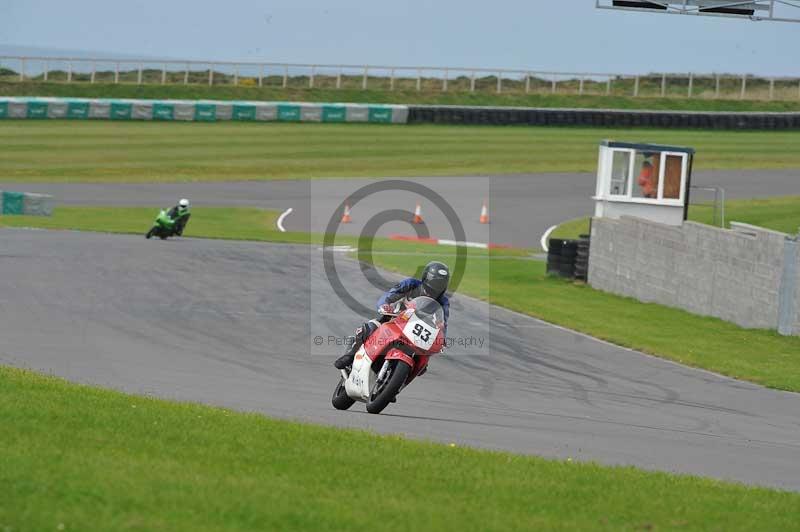 Motorcycle action photographs;anglesey circuit;anglesey trackday photographs;event digital images;eventdigitalimages;no limits trackday;oulton park circuit cheshire;peter wileman photography;trackday;trackday digital images;trackday photos;ty croes circuit wales