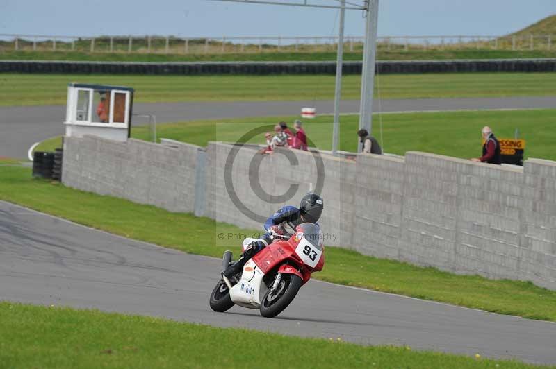 Motorcycle action photographs;anglesey circuit;anglesey trackday photographs;event digital images;eventdigitalimages;no limits trackday;oulton park circuit cheshire;peter wileman photography;trackday;trackday digital images;trackday photos;ty croes circuit wales