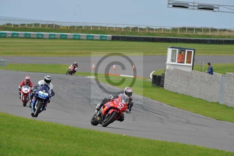 Motorcycle action photographs;anglesey circuit;anglesey trackday photographs;event digital images;eventdigitalimages;no limits trackday;oulton park circuit cheshire;peter wileman photography;trackday;trackday digital images;trackday photos;ty croes circuit wales