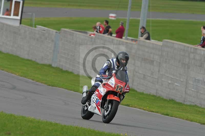 Motorcycle action photographs;anglesey circuit;anglesey trackday photographs;event digital images;eventdigitalimages;no limits trackday;oulton park circuit cheshire;peter wileman photography;trackday;trackday digital images;trackday photos;ty croes circuit wales